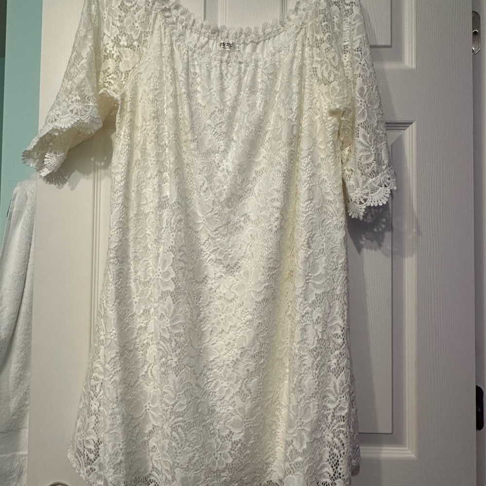 Elegant ivory Lace Dress